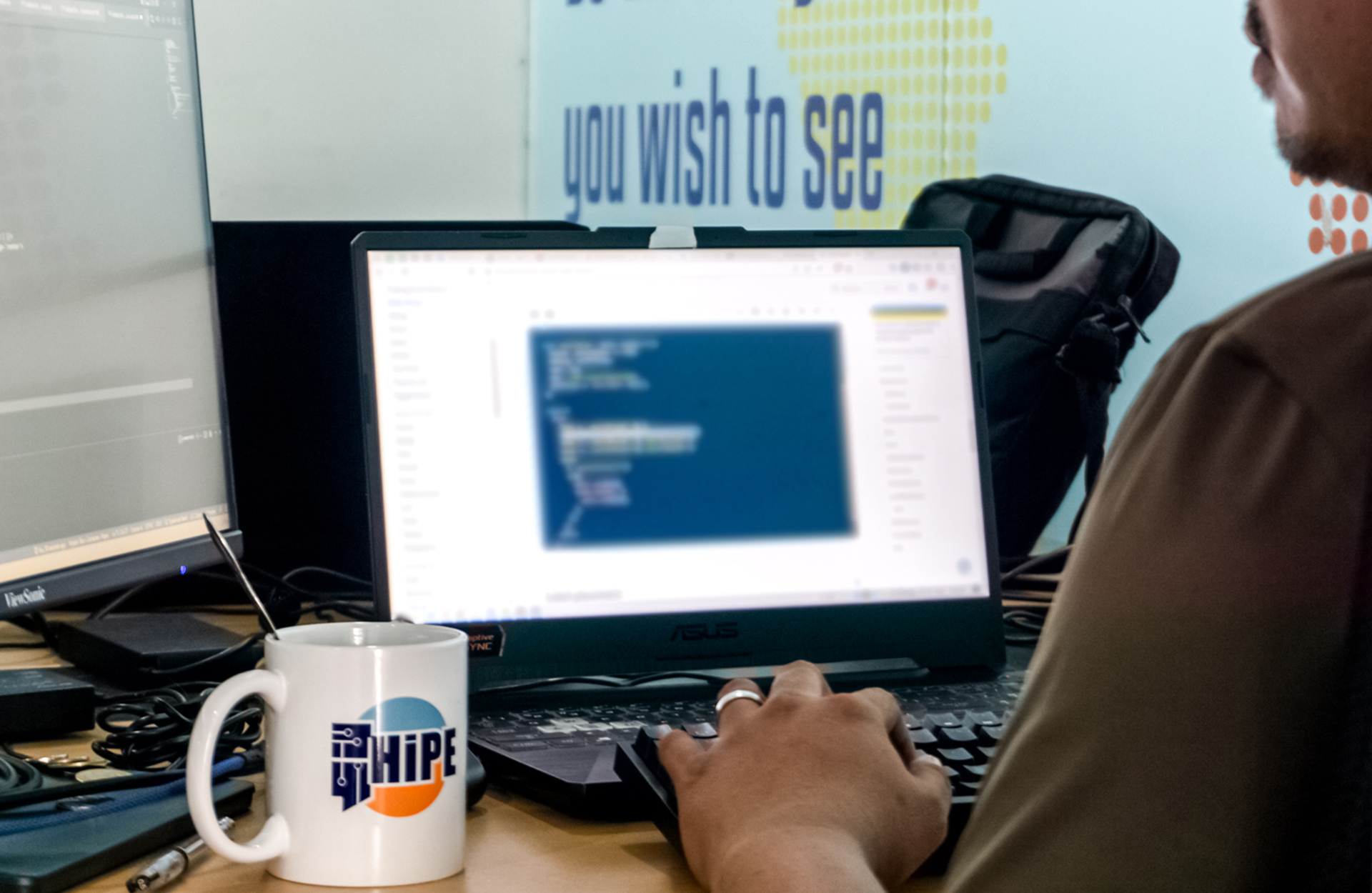 HiPE Asia Slideshow F